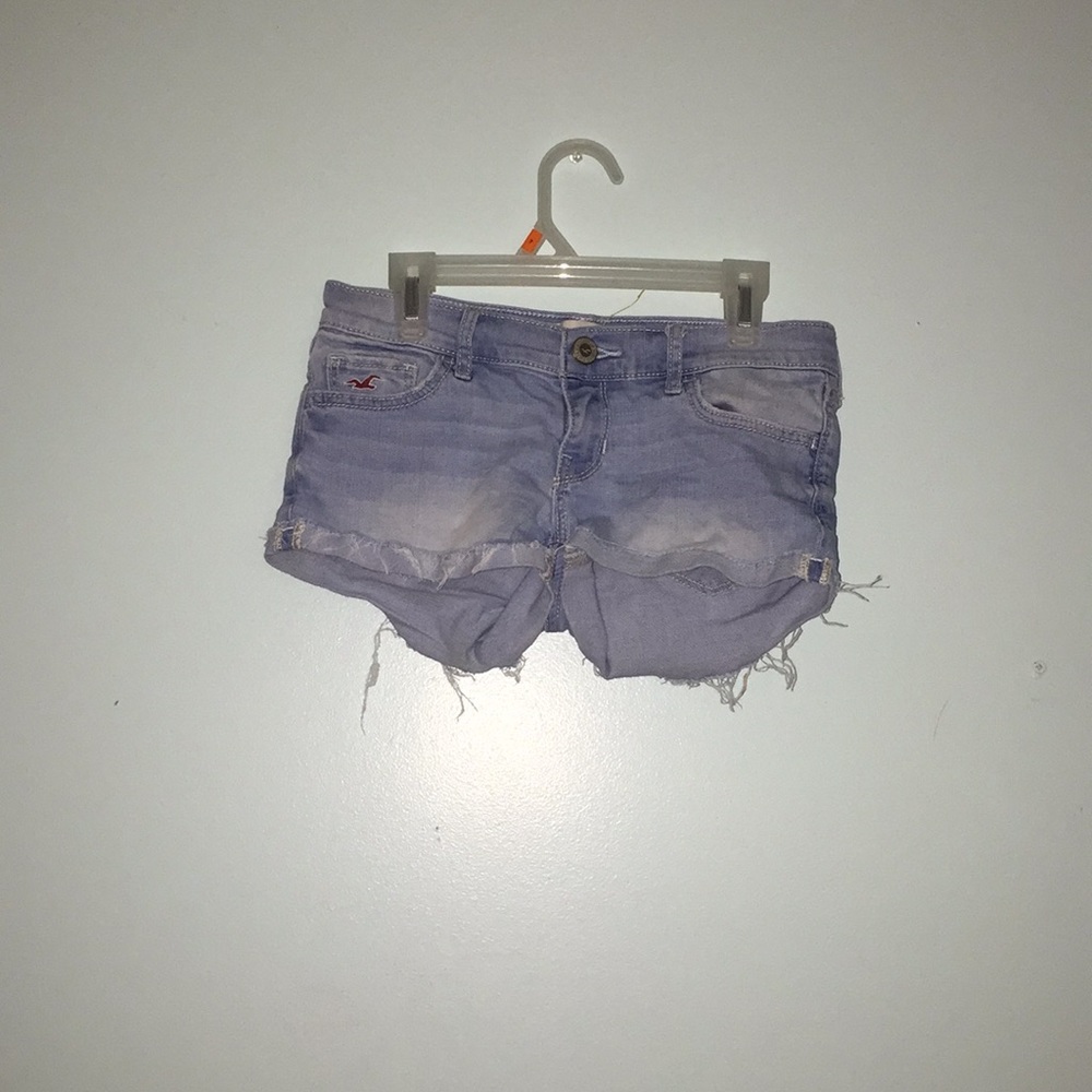 Hollister shorts cute clean smoke free home